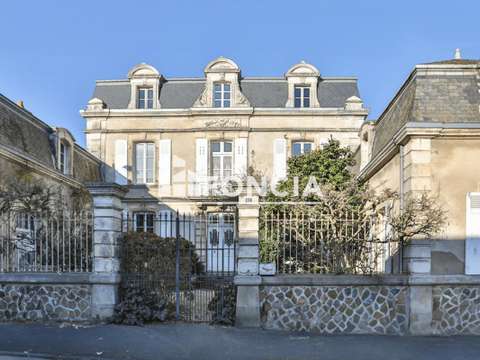 Vente maison 10 pièces La Roche-Sur-Yon Centre Ville 85