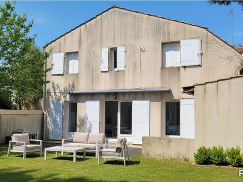 Vente maison 7 pièces La Roche-Sur-Yon Centre Ville 85