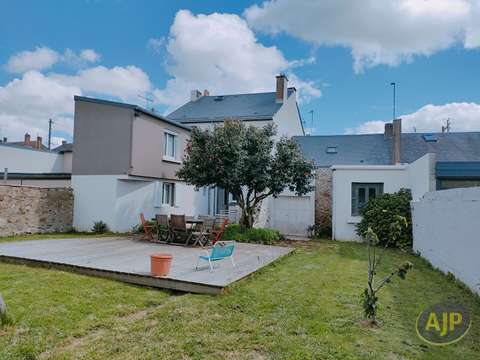 Vente maison 7 pièces La Roche-Sur-Yon Centre Ville 85