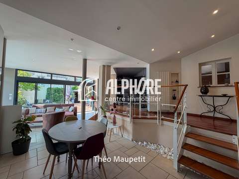 Vente maison 5 pièces La Roche-Sur-Yon Centre Ville 85