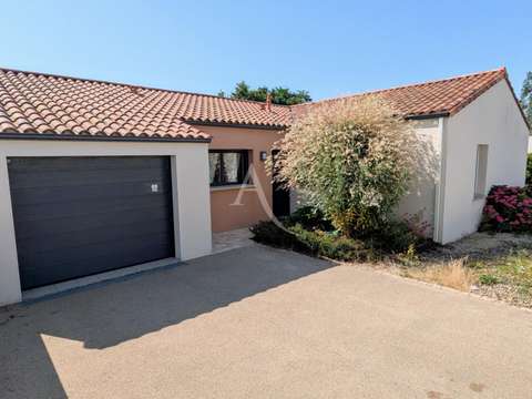 Vente maison 6 pièces La Roche-Sur-Yon Le Bourg Sous La Roche 85