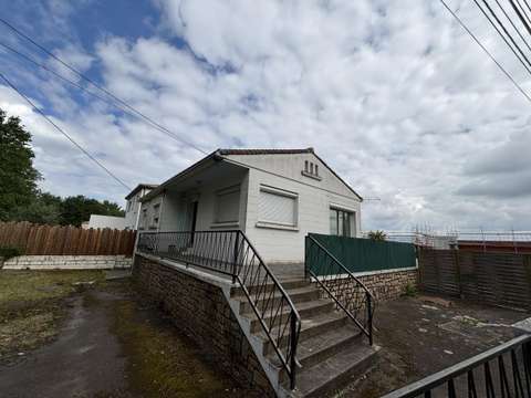 Vente maison 4 pièces La Roche-Sur-Yon Le Bourg Sous La Roche 85