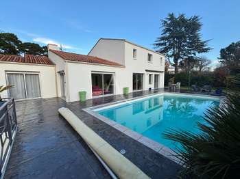 Vente maison 6 pièces La Roche-Sur-Yon Le Bourg Sous La Roche 85
