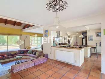 Vente maison 11 pièces