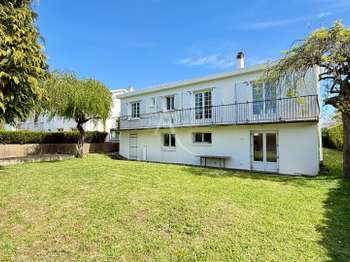 Vente Maison 5 chambresLa Roche-Sur-Yon Saint André D'ornay - Zone Sud-Ouest