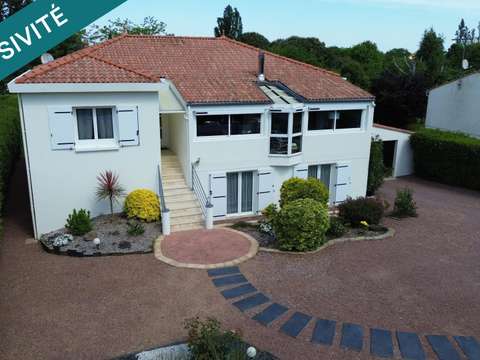 Vente maison 9 pièces
