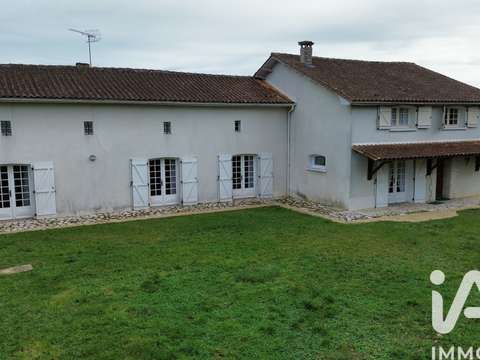 Vente maison 8 pièces La Rochefoucauld 16