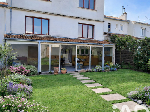 Vente maison 8 pièces
