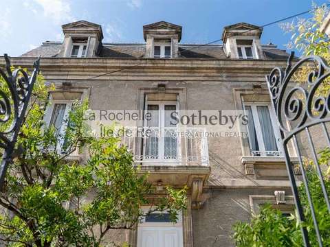 Vente maison 7 pièces La Rochelle 17