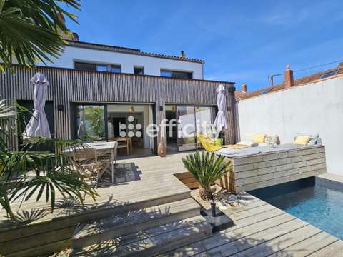 Vente maison 8 pièces La Rochelle 17