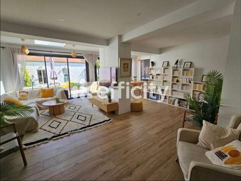 Vente maison 8 pièces
