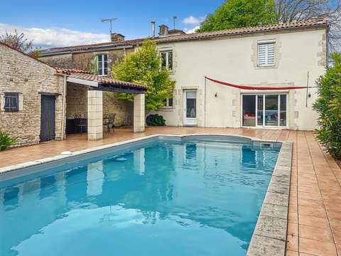 Vente maison 5 pièces La Rochelle 17