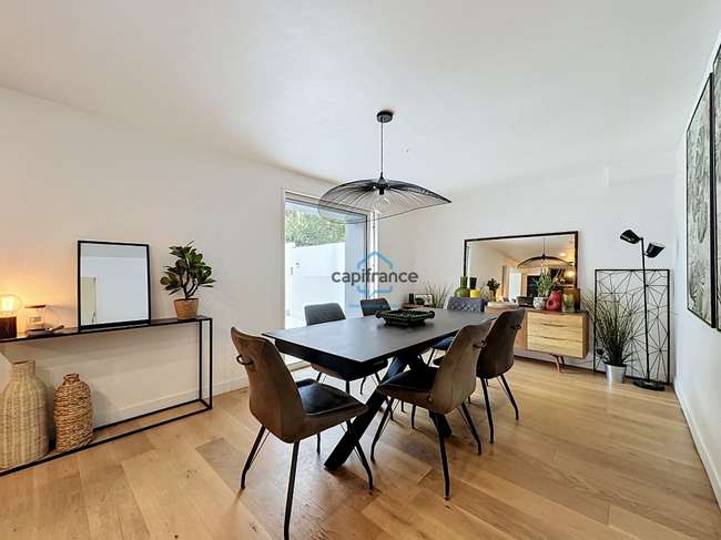 Maison 7 pièces 165 m² · à La Rochelle · 165 m² · 669 000 €
