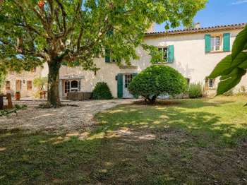Vente maison 10 pièces La Roquebrussanne 83