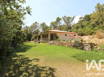 Vente maison 7 pièces La Roquebrussanne 83