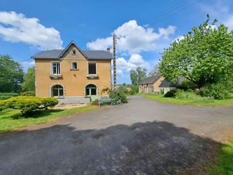 Vente maison 11 pièces La Selle-Craonnaise 53