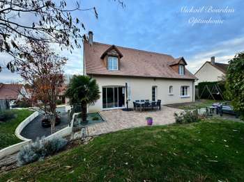 Vente maison 8 pièces La Suze-sur-Sarthe 72
