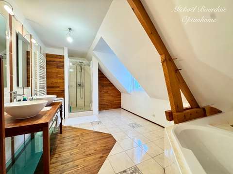 Vente maison 8 pièces