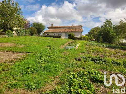 Vente maison 8 pièces La Tardière 85