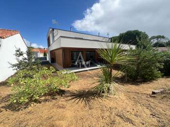 Maison 4 pièces 99 m² · à La Tranche-sur-Mer · 99 m² · 560 000 €