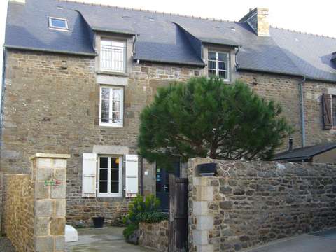 Vente maison 7 pièces La Vicomté-sur-Rance 22