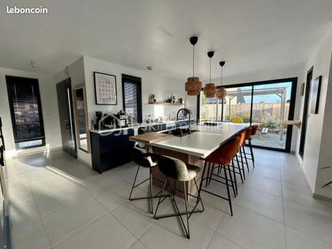 Vente maison 5 pièces La Ville-ès-Nonais 35