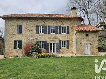 Maison 16 pièces 600 m² · à Labastide-du-Haut-Mont · 600 m² · 1 260 000 €