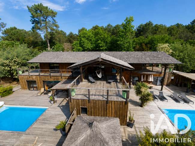 Maison 15 pièces 325 m² · à Lacanau · 325 m² · 2 190 000 €