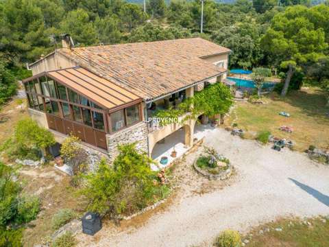 Vente maison 10 pièces Lagnes 84