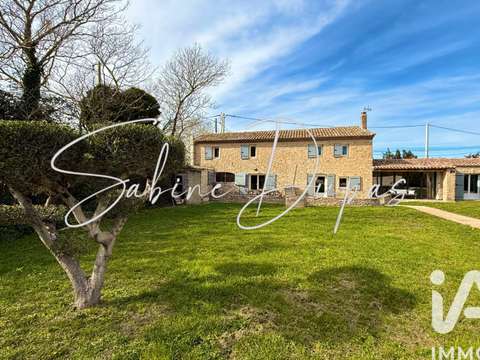 Vente maison 6 pièces Lagnes 84