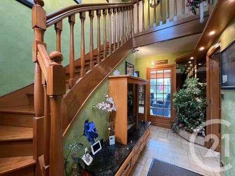 Vente maison 8 pièces