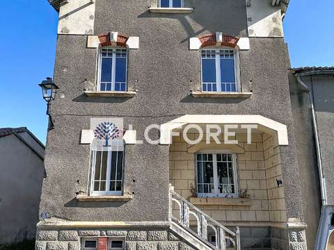 Vente maison 8 pièces Lamairé 79