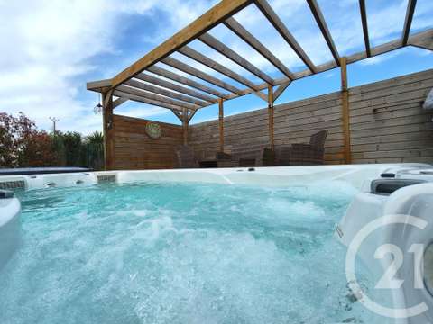 Vente maison 9 pièces