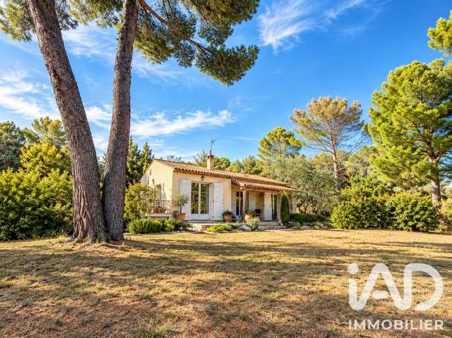 Maison 4 pièces 117 m² · à Lambesc · 117 m² · 650 000 €