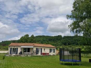 Vente maison 5 pièces Lamothe-Montravel 24
