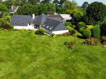 Vente Maison 7 chambresLampaul-Guimiliau