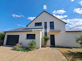 Maison 7 pièces 155 m² · à Lancieux · 155 m² · 880 320 €