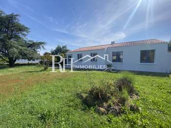 Vente maison 8 pièces Landevieille 85