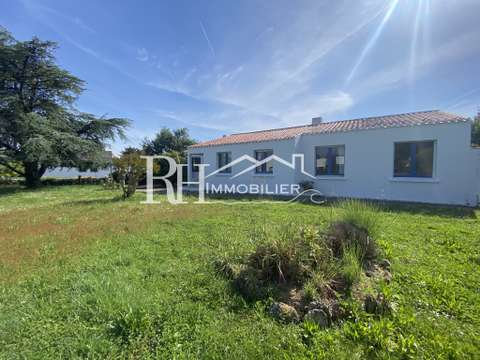 Vente maison 8 pièces Landevieille 85