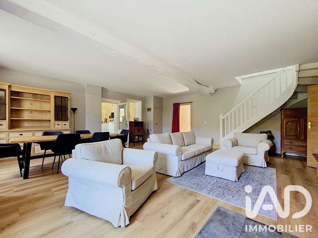 Maison 8 pièces 231 m² · à Landiras · 231 m² · 479 000 €