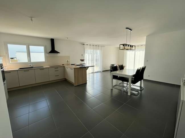 Maison 5 pièces 90 m² · à Landivisiau · 90 m² · 288 750 €