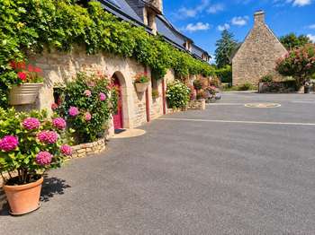 Maison 10 pièces 243 m² · à Languidic · 243 m² · 669 800 €