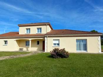 Vente maison 6 pièces Lanouaille 24