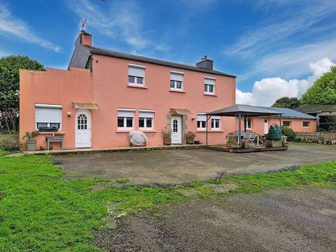 Vente maison 8 pièces Lanrivain 22