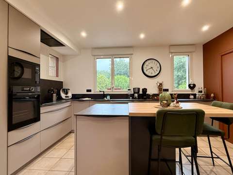 Vente maison 8 pièces