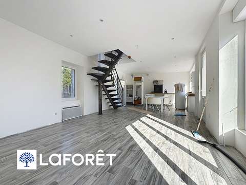 Vente maison 4 pièces Lanvénégen 56