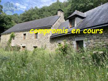Vente maison 4 pièces Lanvénégen 56