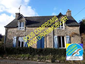 Maison 5 pièces 99 m² · à Lanvénégen · 99 m² · 104 700 €