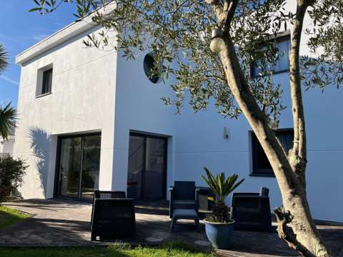 Vente maison 7 pièces Larmor-Plage 56
