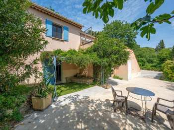 Maison 8 pièces 232 m² · à Lauris · 232 m² · 570 000 €